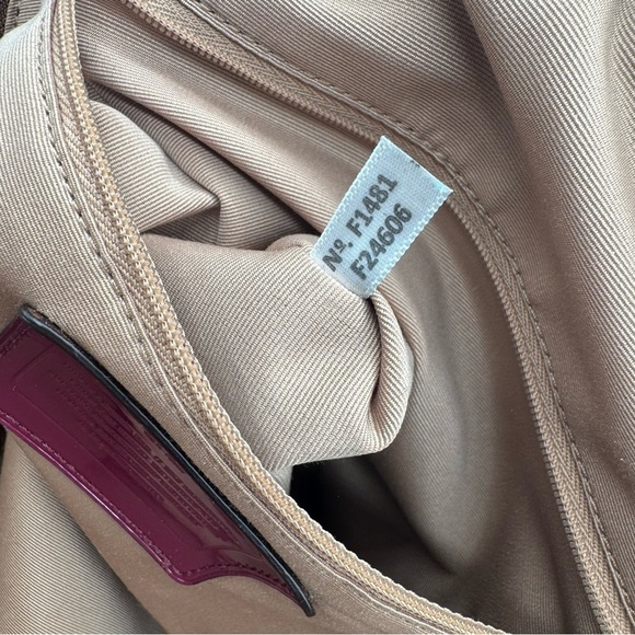 Coach Peyton Signature Satchel/Shoulder Bag | Very Good Used Condition - Picture 11 of 14